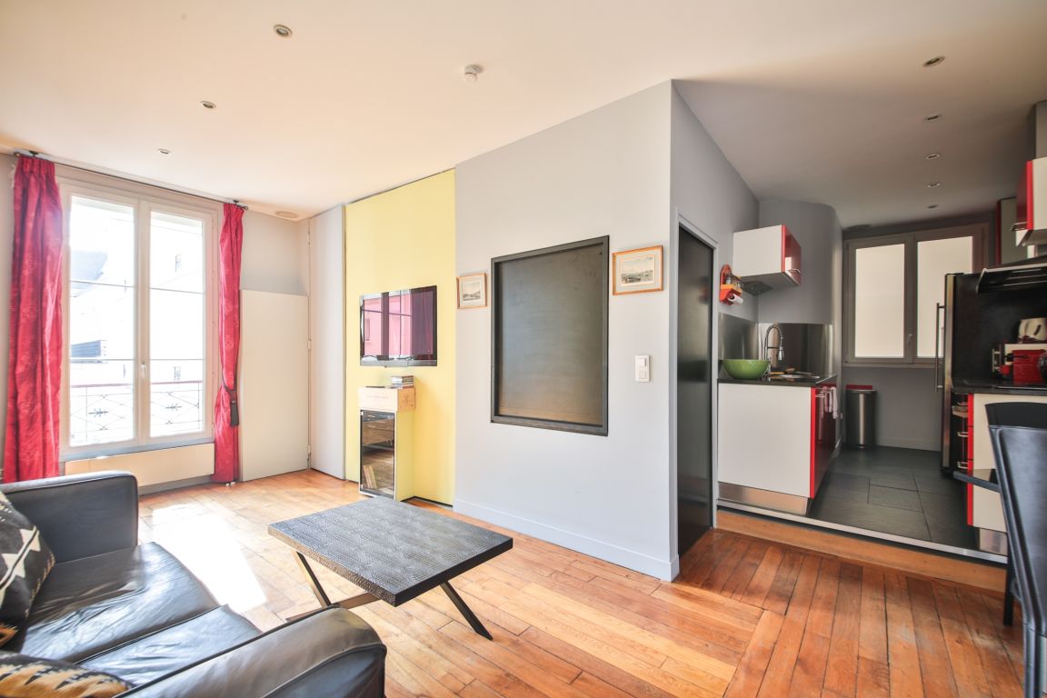 apartment 2 rooms for sale on PARIS (75008)