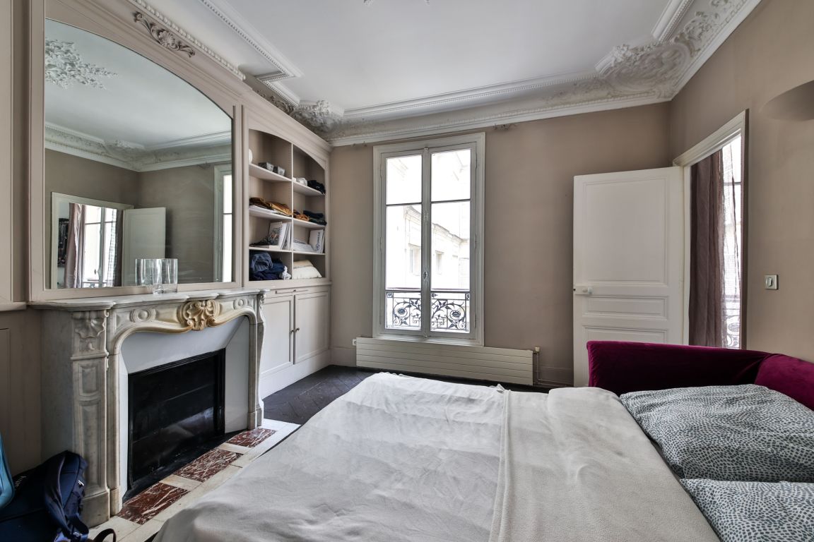 apartment 3 rooms for sale on PARIS (75008)